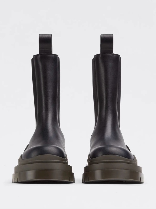 Bottega Veneta Black Leather Chelsea Lug Boots with Olive Sole main image 4